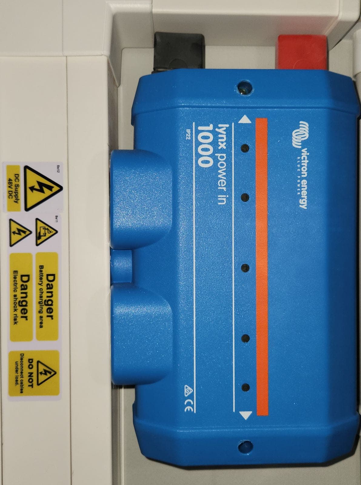 Lynx DC distribution with labelled busbar connections
